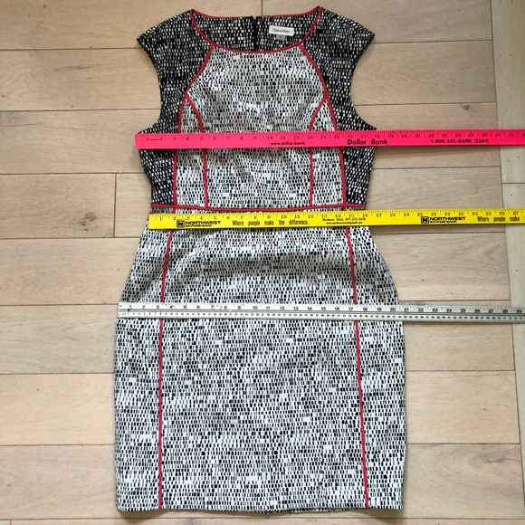 Calvin Klein dress - Picture 7 of 7